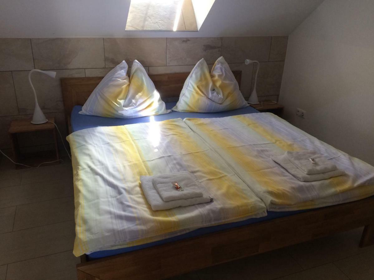 Ferienwohnung Frieser Steindorf am Ossiacher See Exterior foto